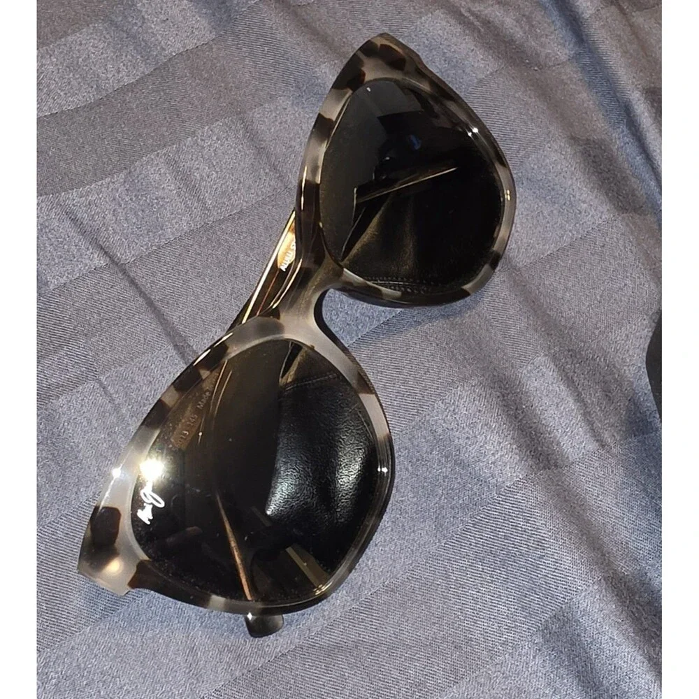 Maui Jim Alulu MJ 878 05 White Tokyo Tortoise Frame + Grey Polarized Lenses